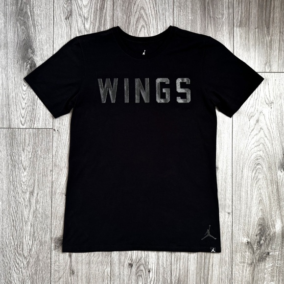 Air Jordan Wings T-Shirt Men's Size Small Black Vintage Cotton Basketball Jersey - Picture 1 of 12